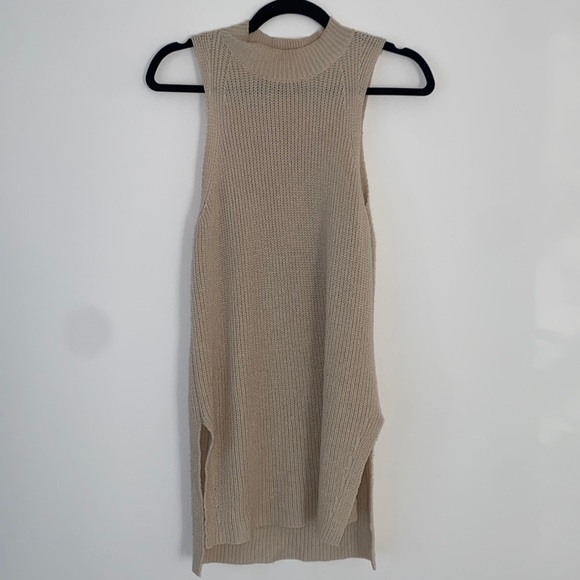 Knit sweater - Picture 1 of 1